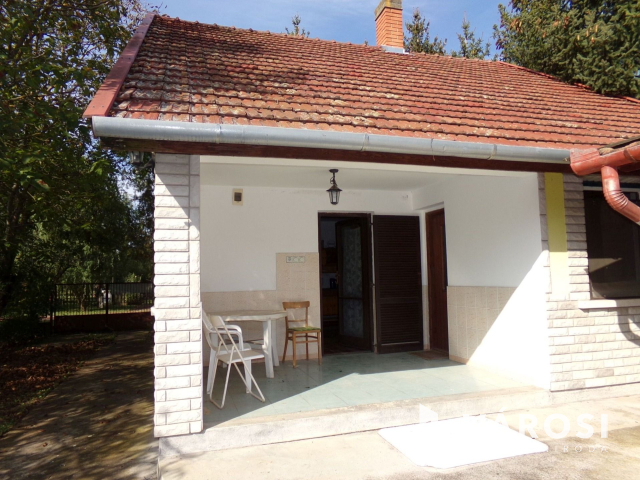 Nyugalom szigete Szanazugban