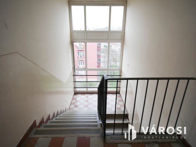 Azonnal költözhető lakás Gyárvárosban
