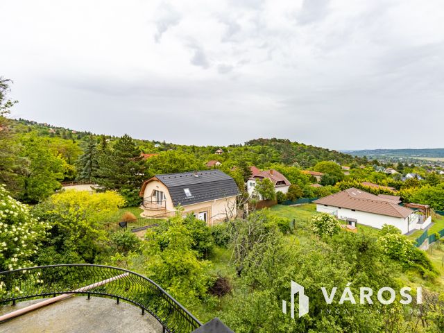 Parádés panoráma Budaörsön