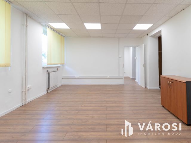 Fáy utcai felújított iroda:48 m2, 2 helyiség,saját teakonyha