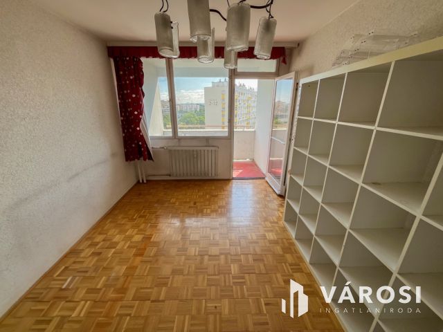 Remek elhelyezkedéssel a Kiscelli utcában!